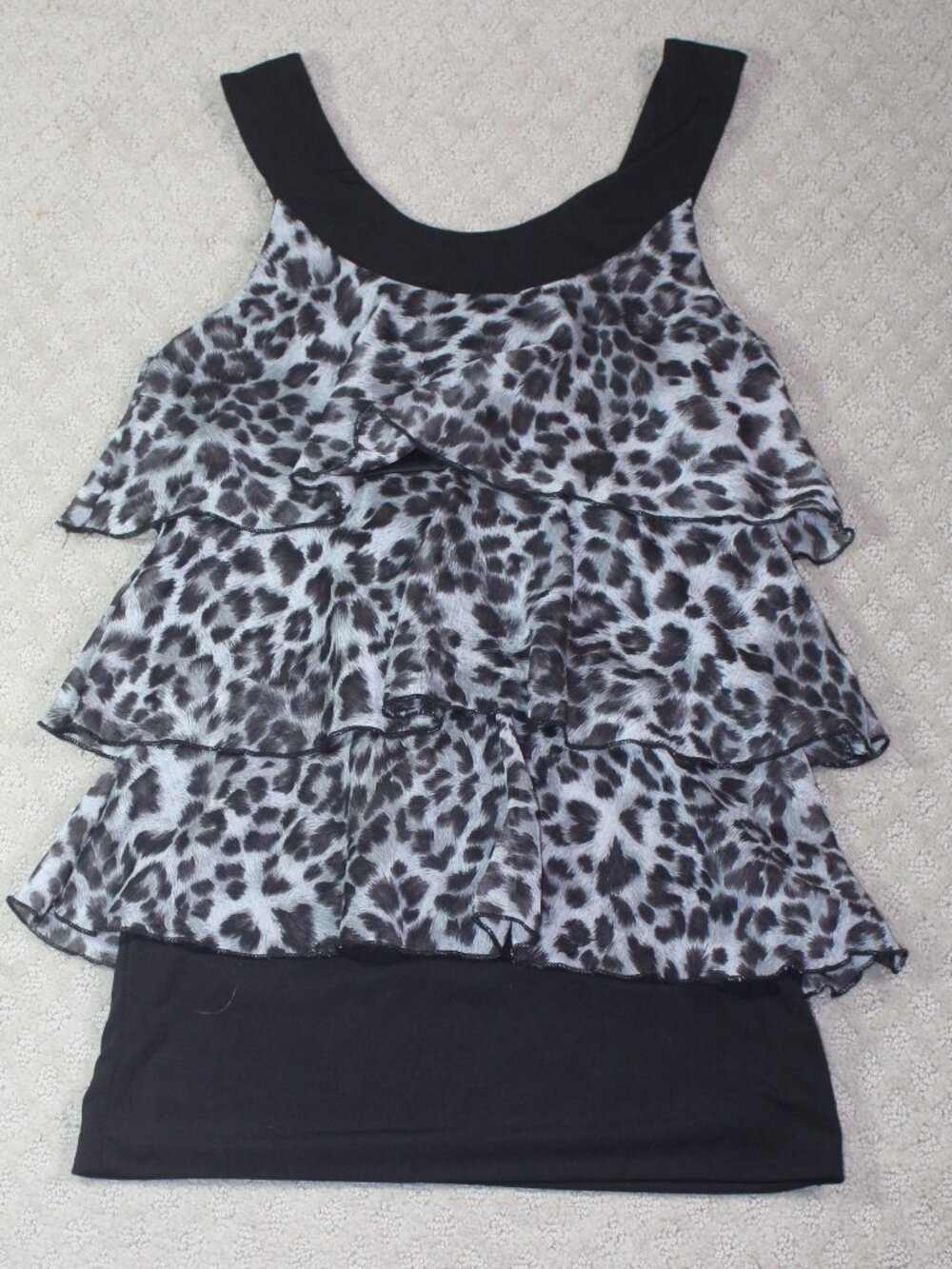 Fleurish Size S Sleeveless Black Grey Layered Top
